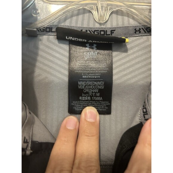 Under Armour Sweater Mens Size Medium Black 1/4 Zip Up Pullover Sweatshirt - Picture 3 of 5